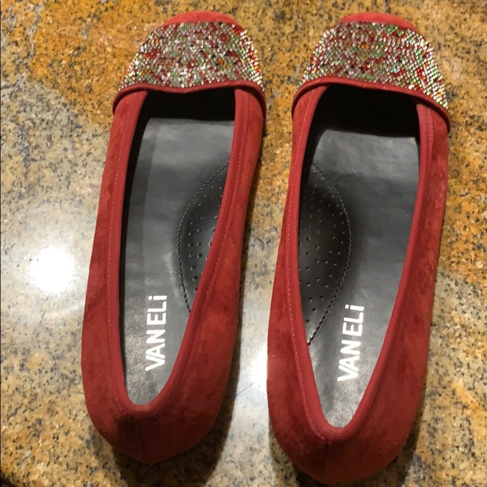 NEW VANELi flats!